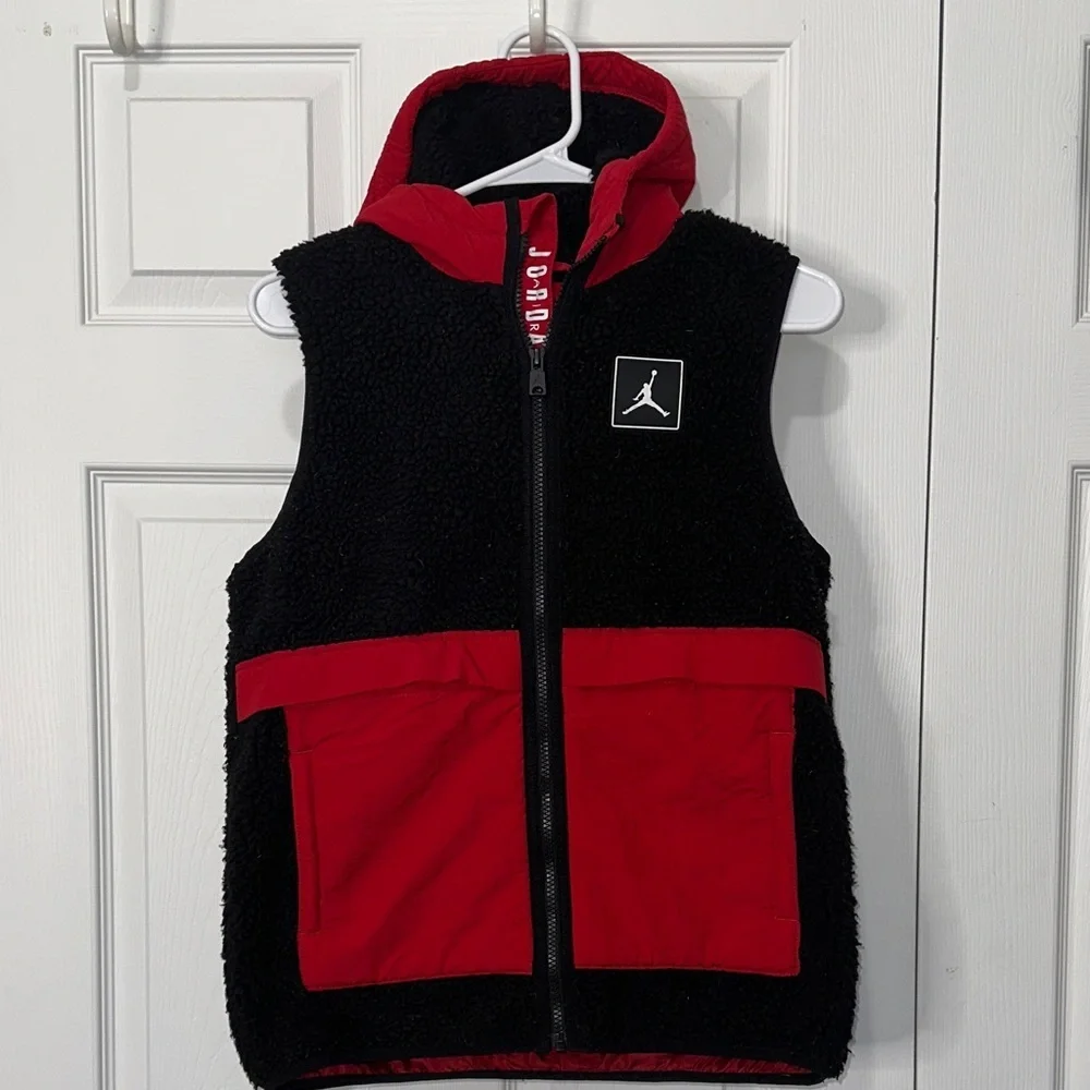 Jordan Kids' Black and Red Hooded Vest